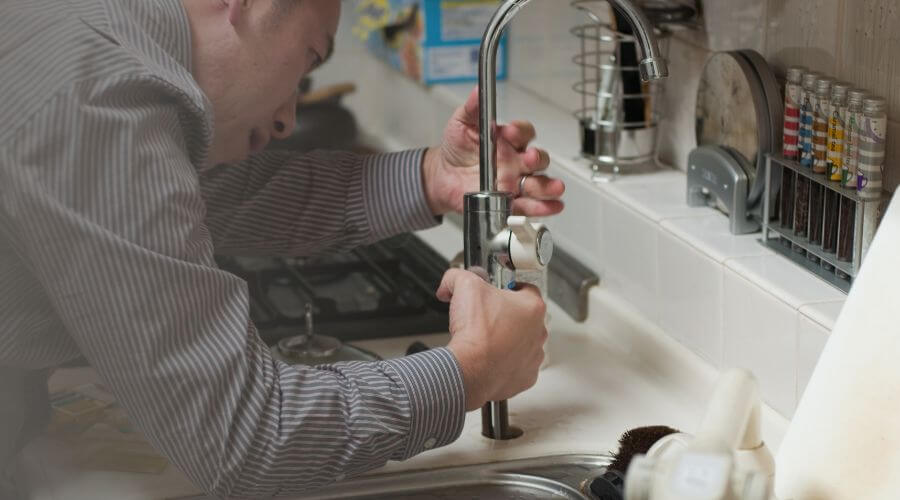 Expert burst pipe repair services in Mishawaka, IN